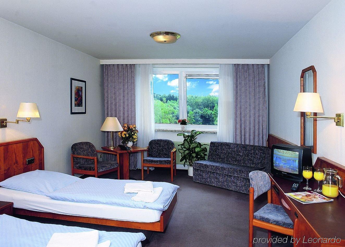 Hotel-Restaurant Seegarten Quickborn Quickborn  Ruang foto