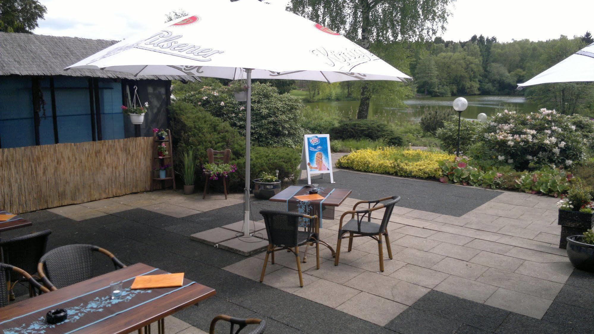 Hotel-Restaurant Seegarten Quickborn Quickborn  Bagian luar foto
